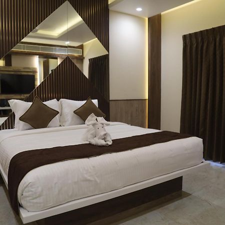 Kings Bury Inn Kumbakonam Bagian luar foto
