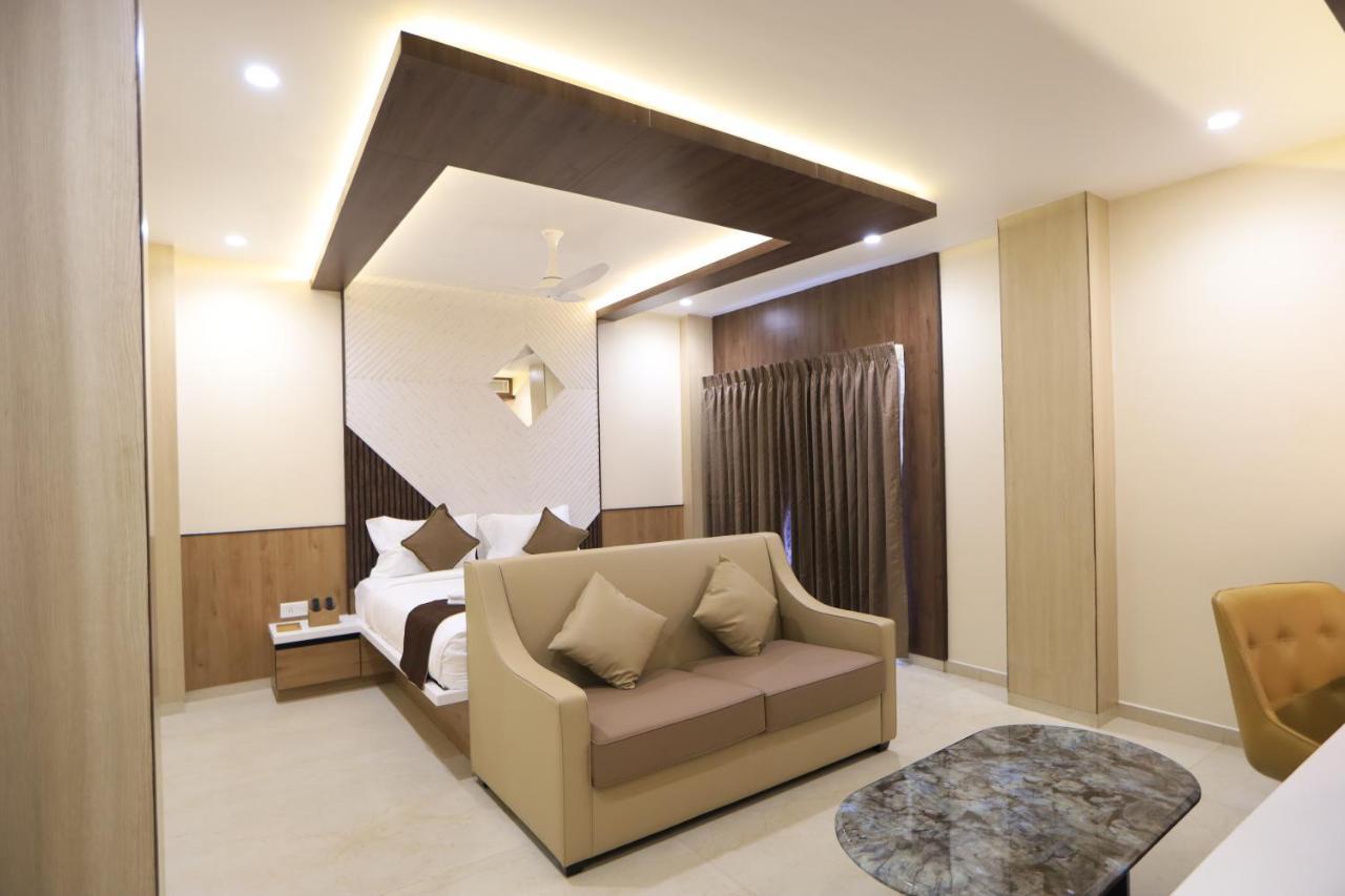 Kings Bury Inn Kumbakonam Bagian luar foto