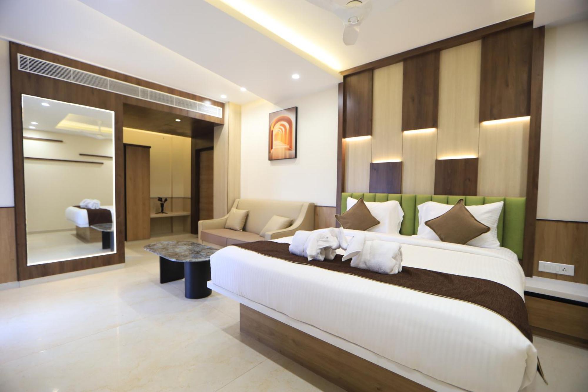 Kings Bury Inn Kumbakonam Bagian luar foto